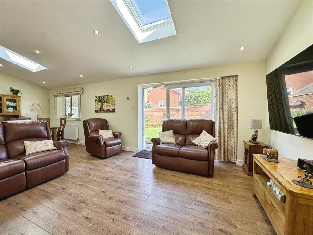 84f8428a--4280-8E91-A97AEC14E208-32245-00000B487D2