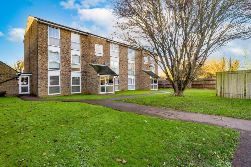 2 bed flat for sale Wyedale, London Colney AL2 1T