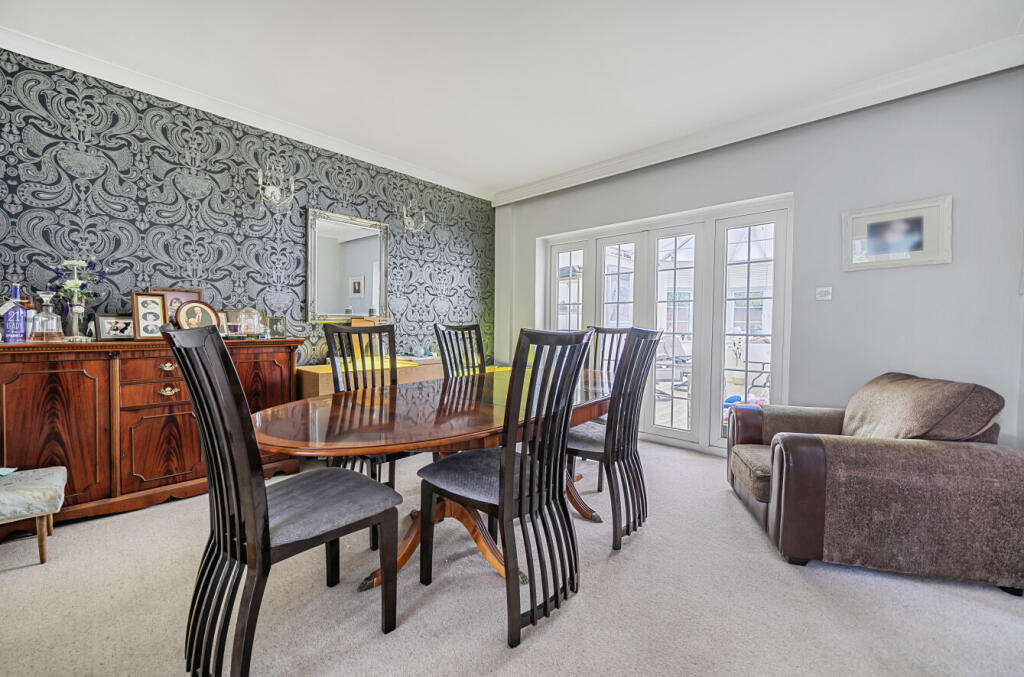 1347591-7-68beeee...