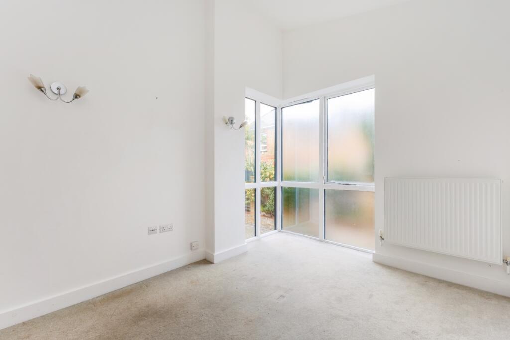 98232_2 Royal Geo...