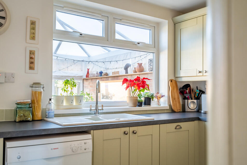 Kitchen/Dining Ro...