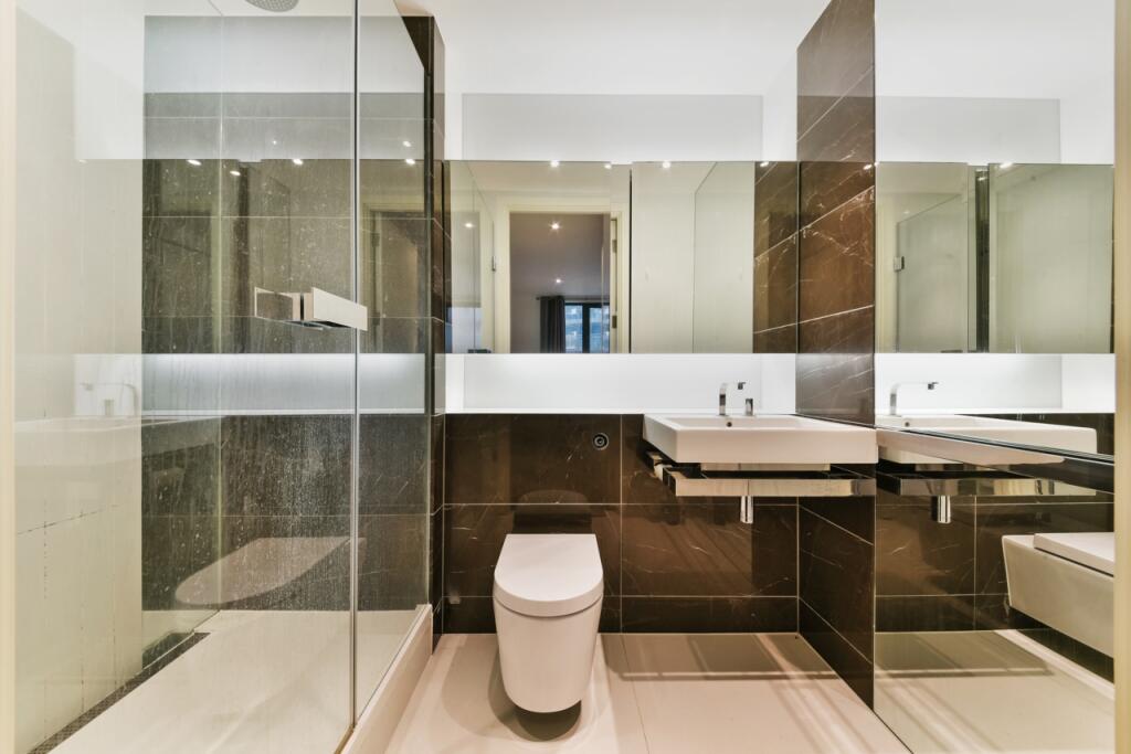 Bathroom South Boule