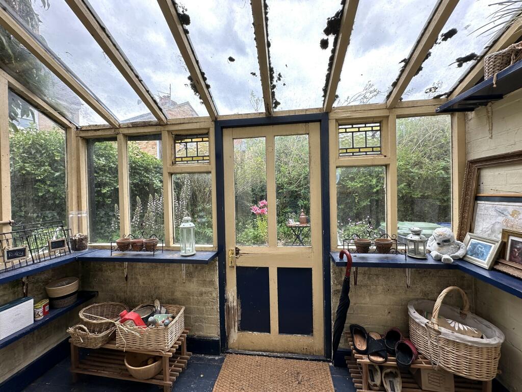 Garden room.JPG