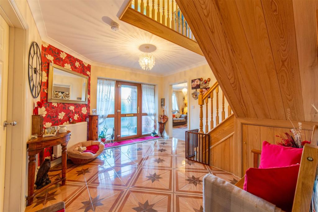 5 Snatchwood Court-18.jpg