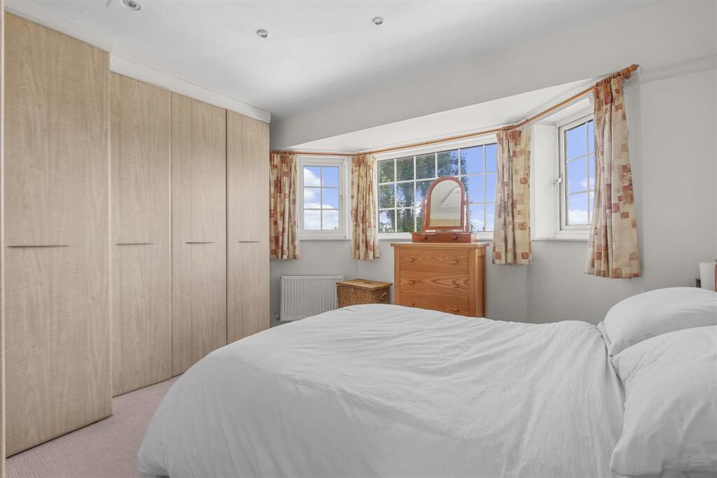 11 Brands Hill Avenue, HP13 5PZ-2.jpg
