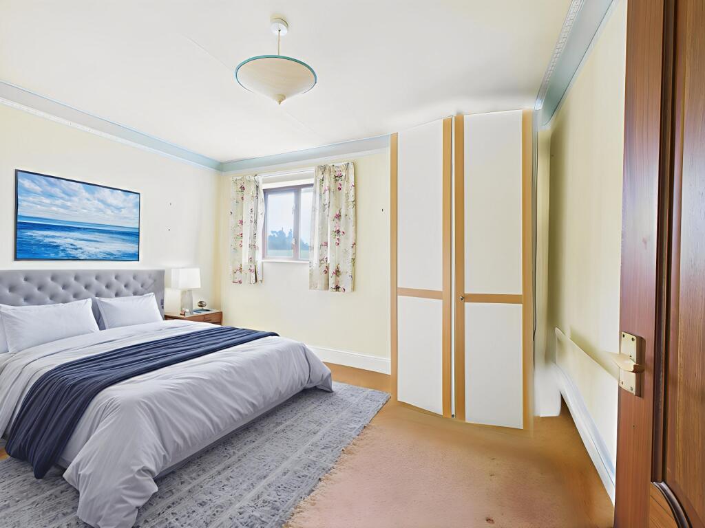 19.-CAM04922G0-PR0097-STILL024 - Bedroom - Standar