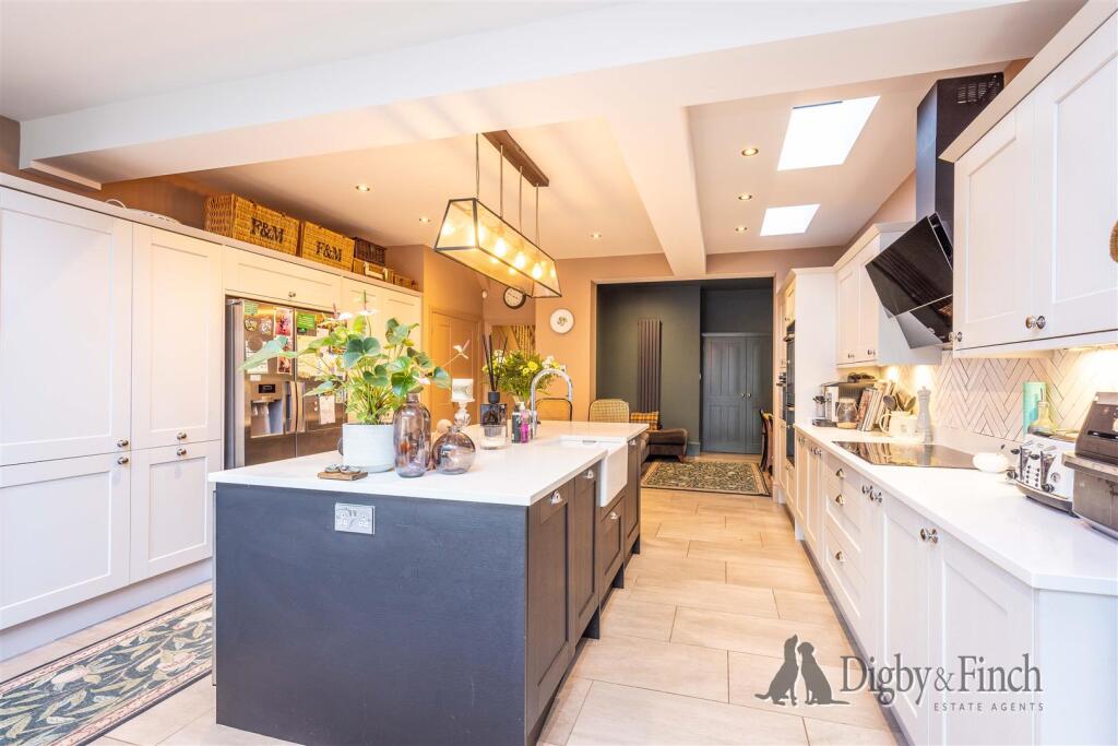 16, Chaworth Road West Bridgford, Nottingham, NG2 