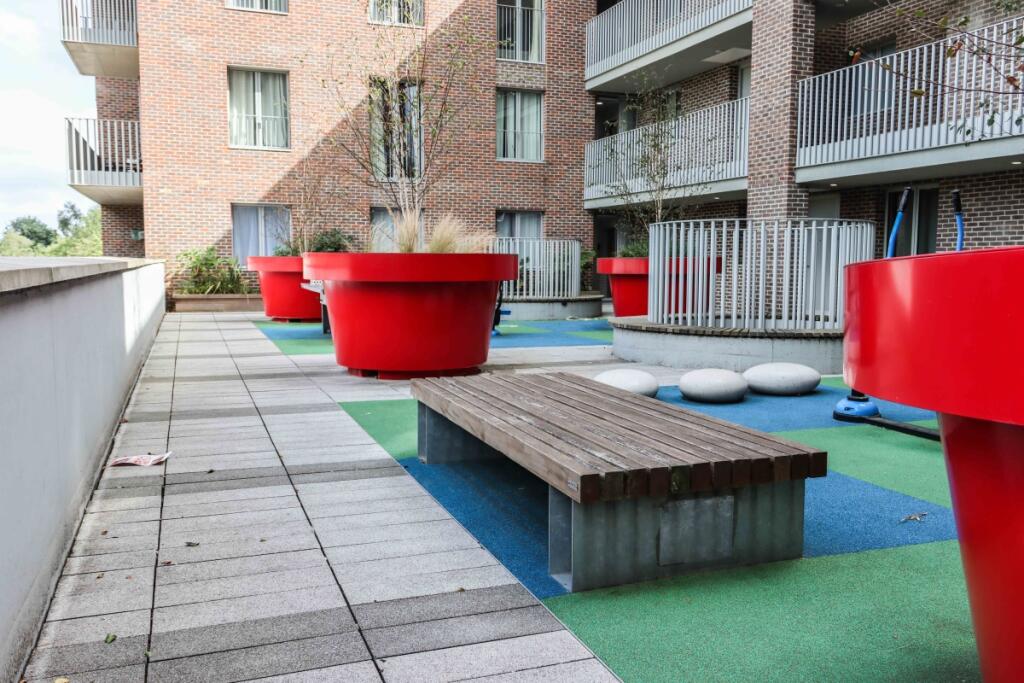 1st  Floor Terrace 