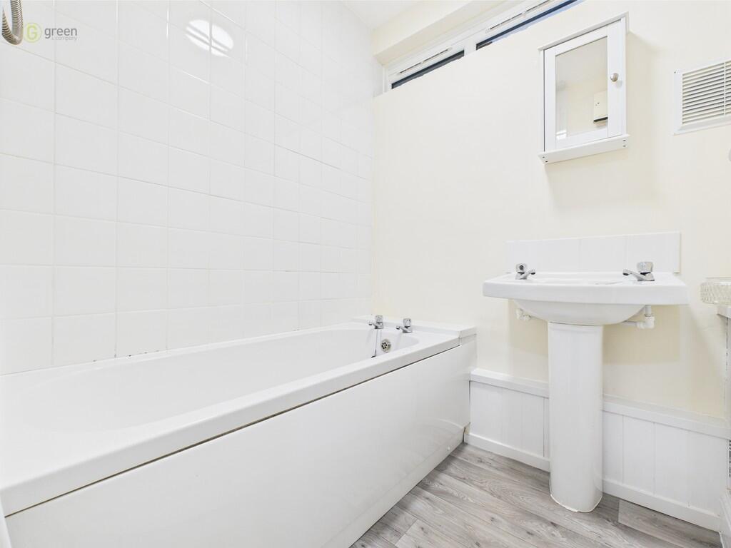 CAM03830G0-PR0149...