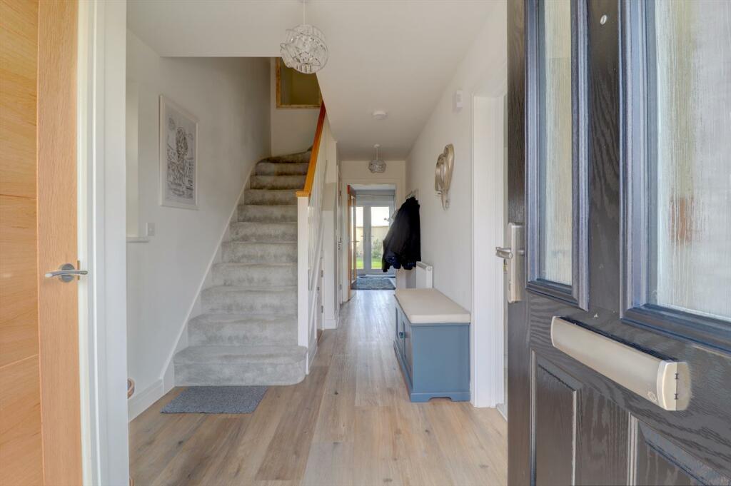 Entrance hallway.jpg