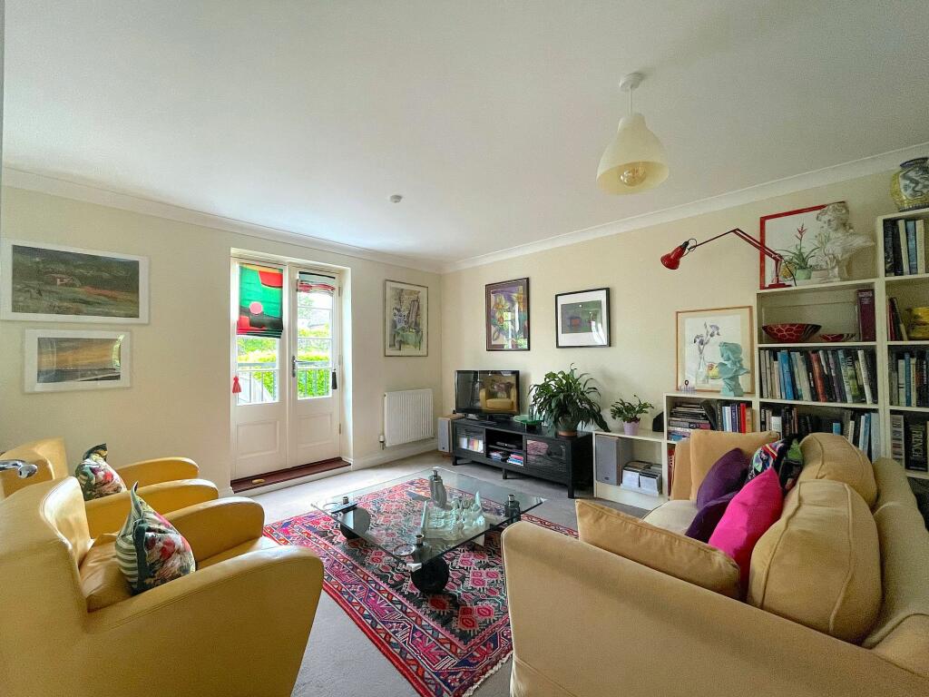 Living Room (1)