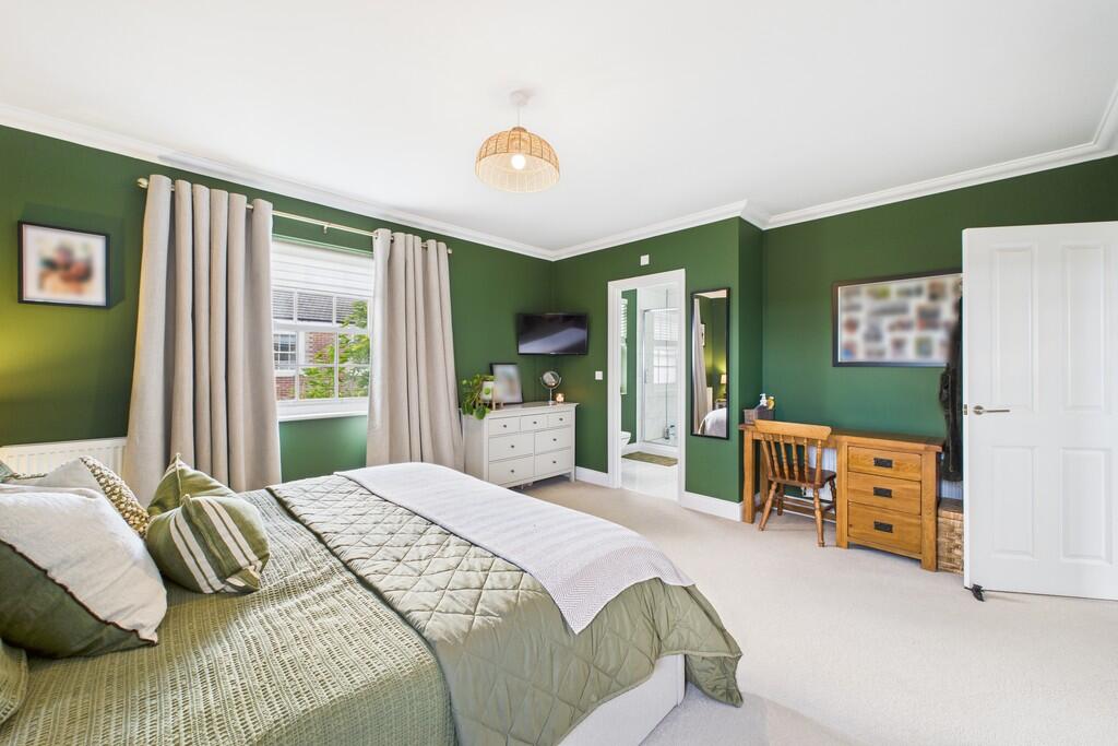 CAM01689G0-PR0489...