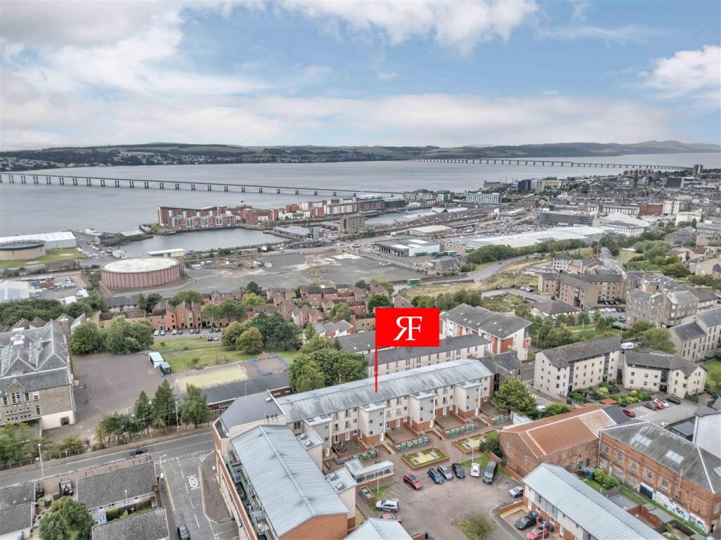 25 Lilybank Mews Dundee Aerial-3.JPG