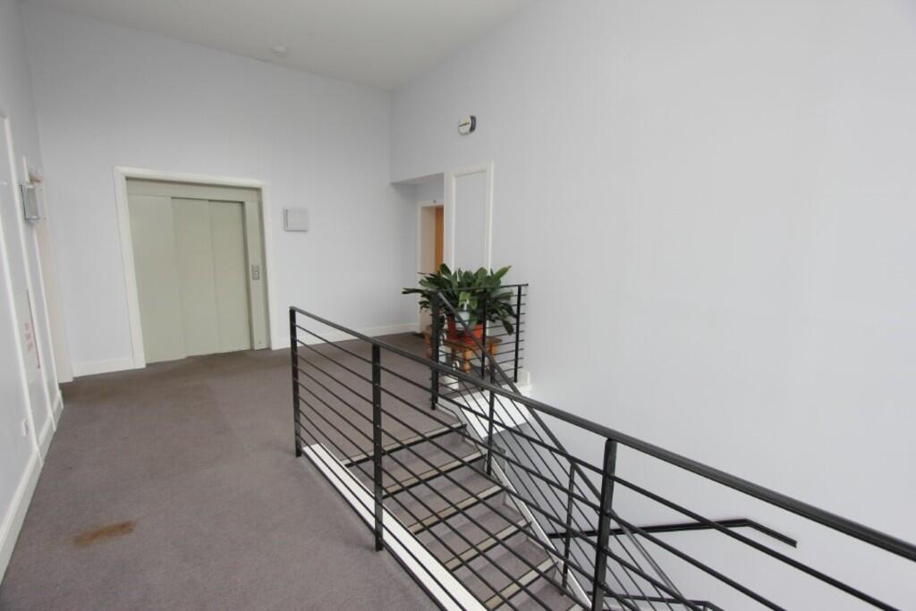 Communal Landing
