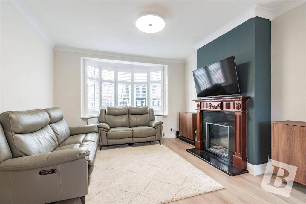 Living/Dining Area