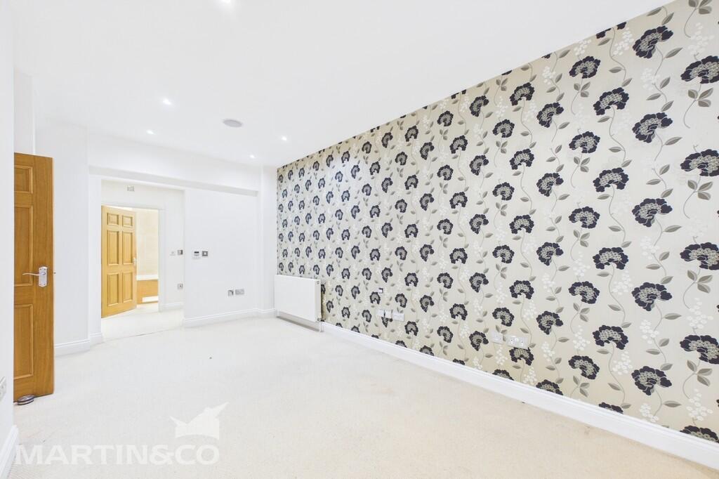 CAM01953G0-PR0096...