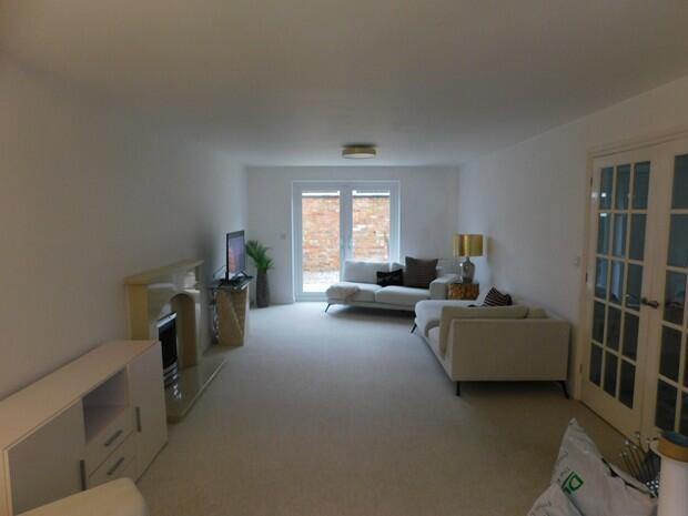 4 Thrapston Road Living Room (2)