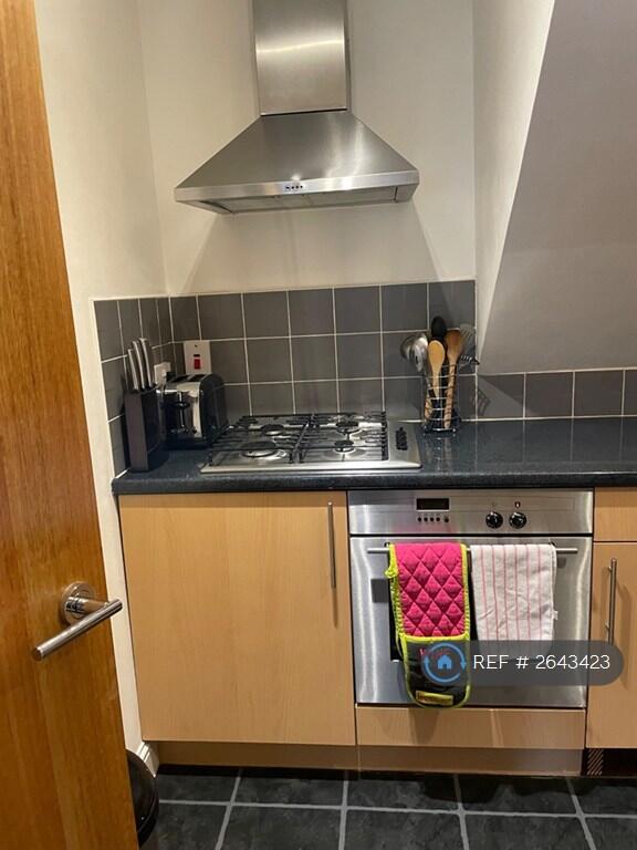 Example Of Furnished To Show Space - Kitchen
