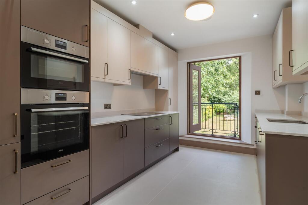 Flat 5, 17-19 Elsworthy Road NW3 3DS-No Watermark-
