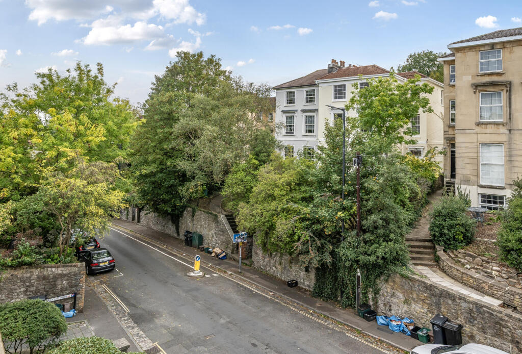 1360011-14-68deb7...