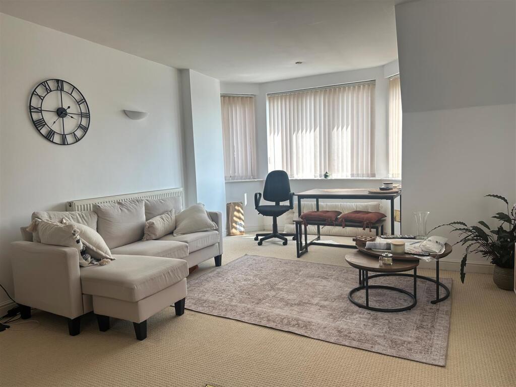 Open Plan Lounge.jpg