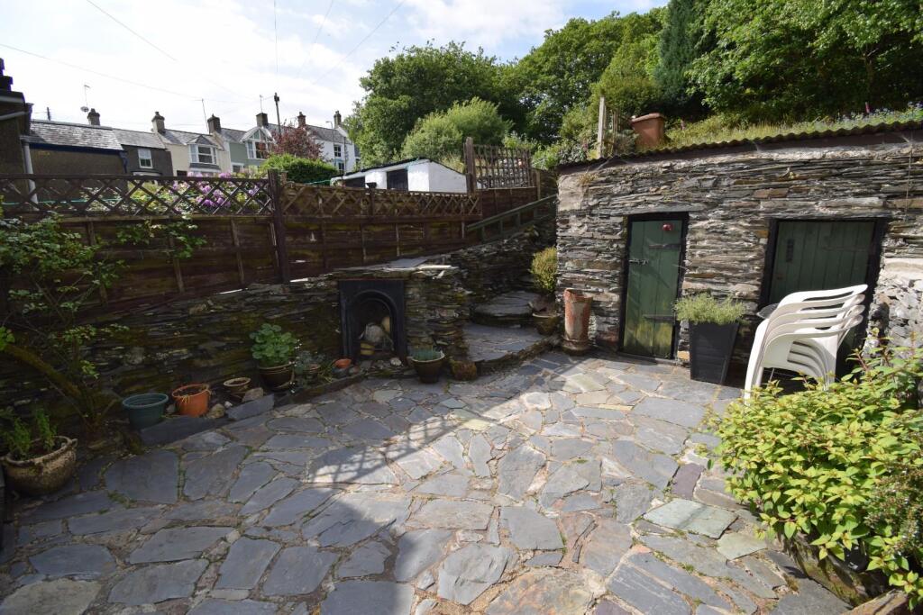 Rear Terrace (2).JPG