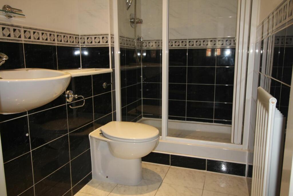 Master En-suite