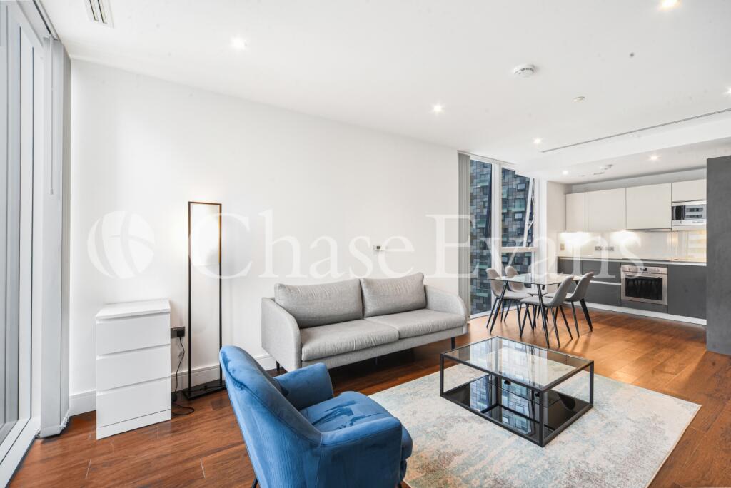 Maine Tower, Harbour