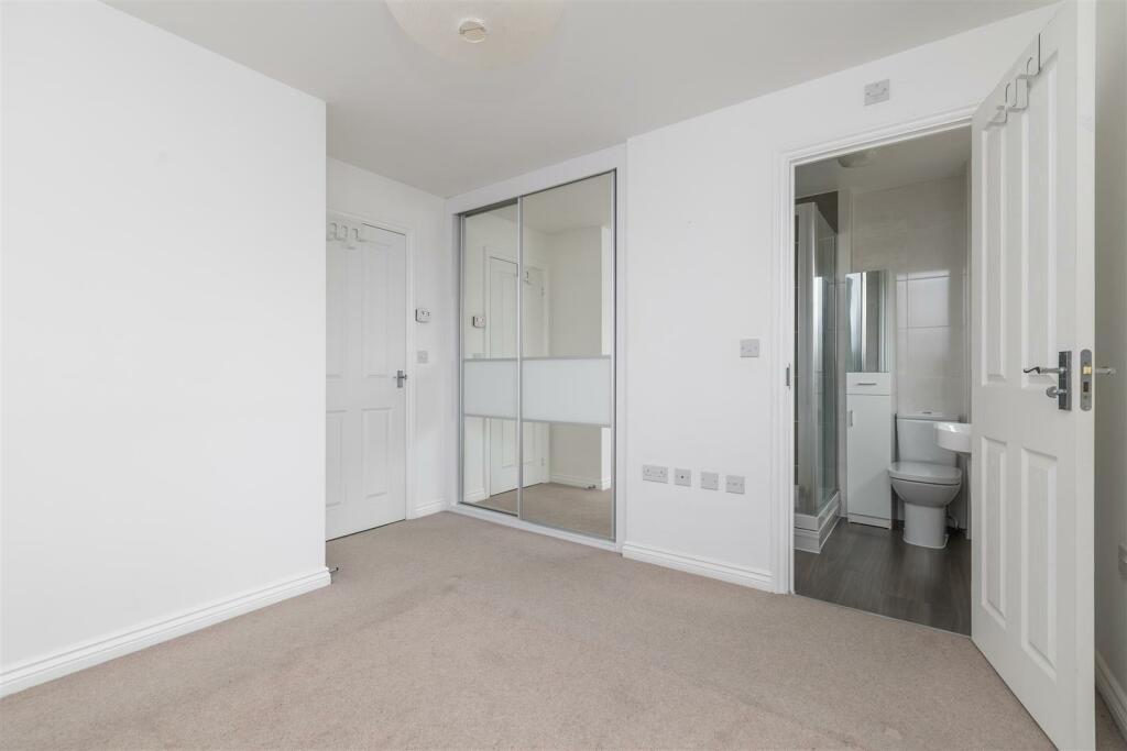 24 Taylors Road-5.jpg