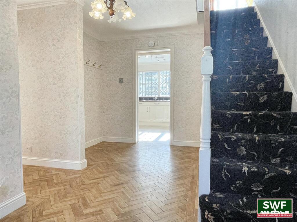 hallway.jpg