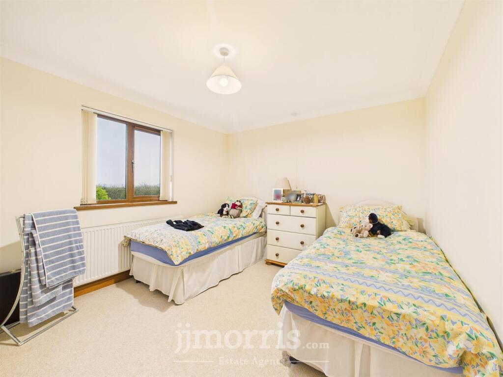 CAM05297G0-PR0101-STILL025.jpg