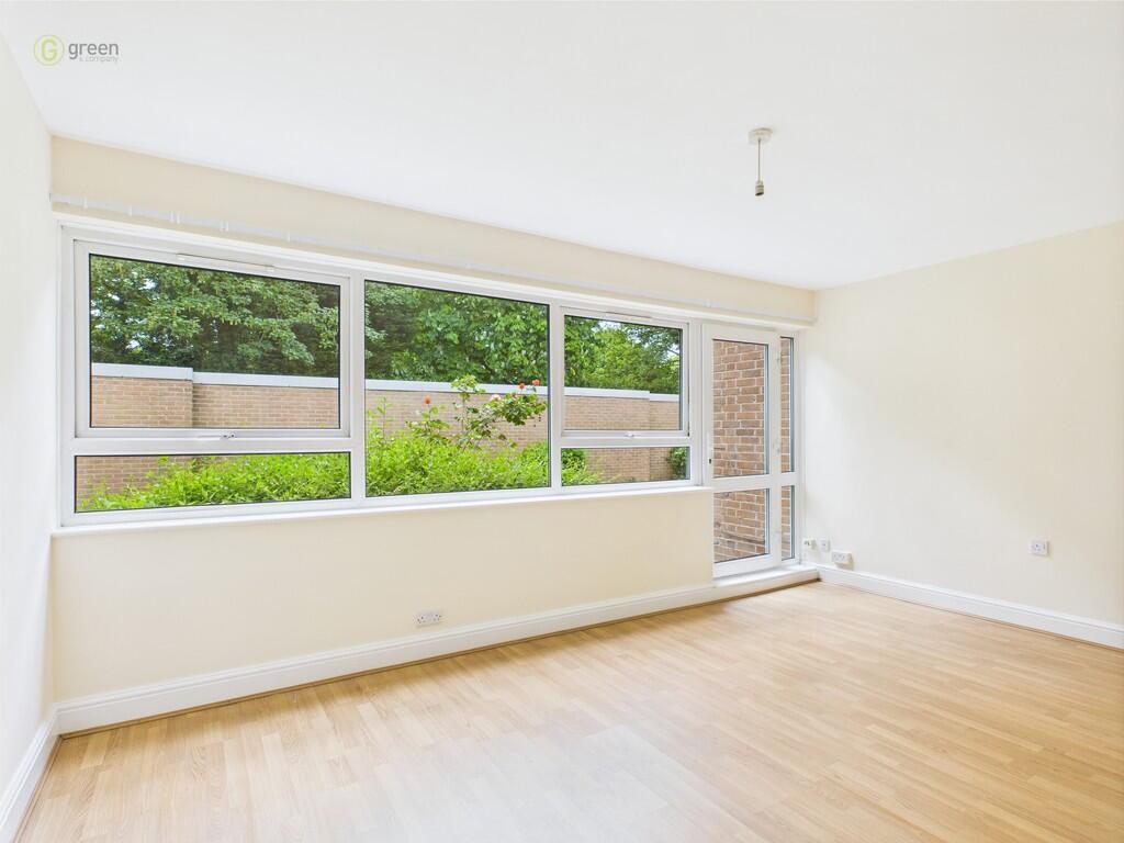 CAM03830G0-PR0149...