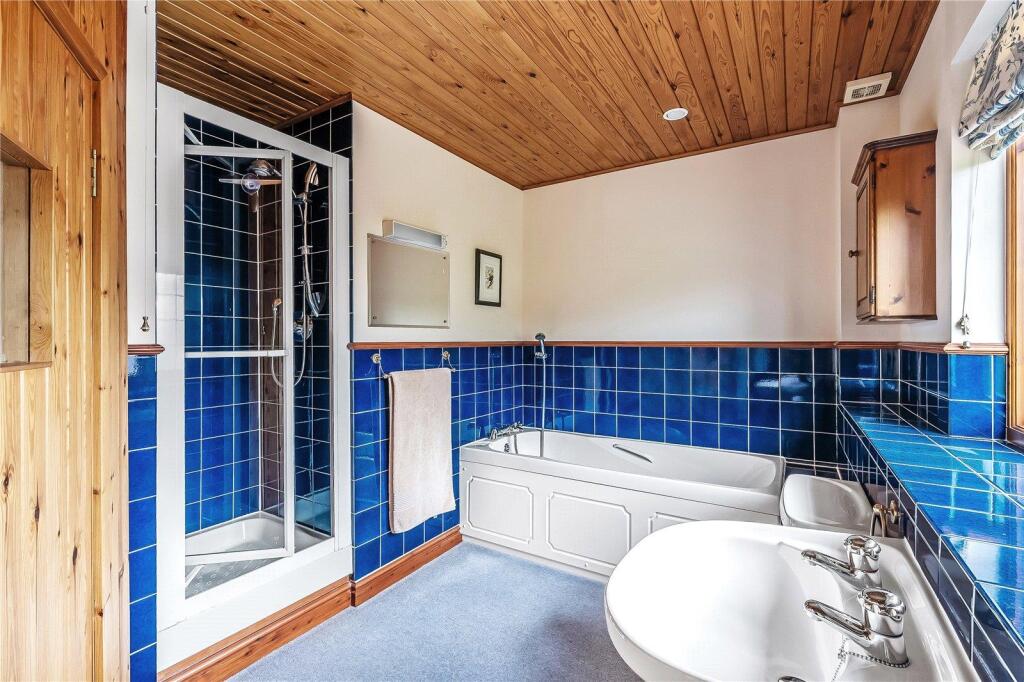 Ensuite Bathroom