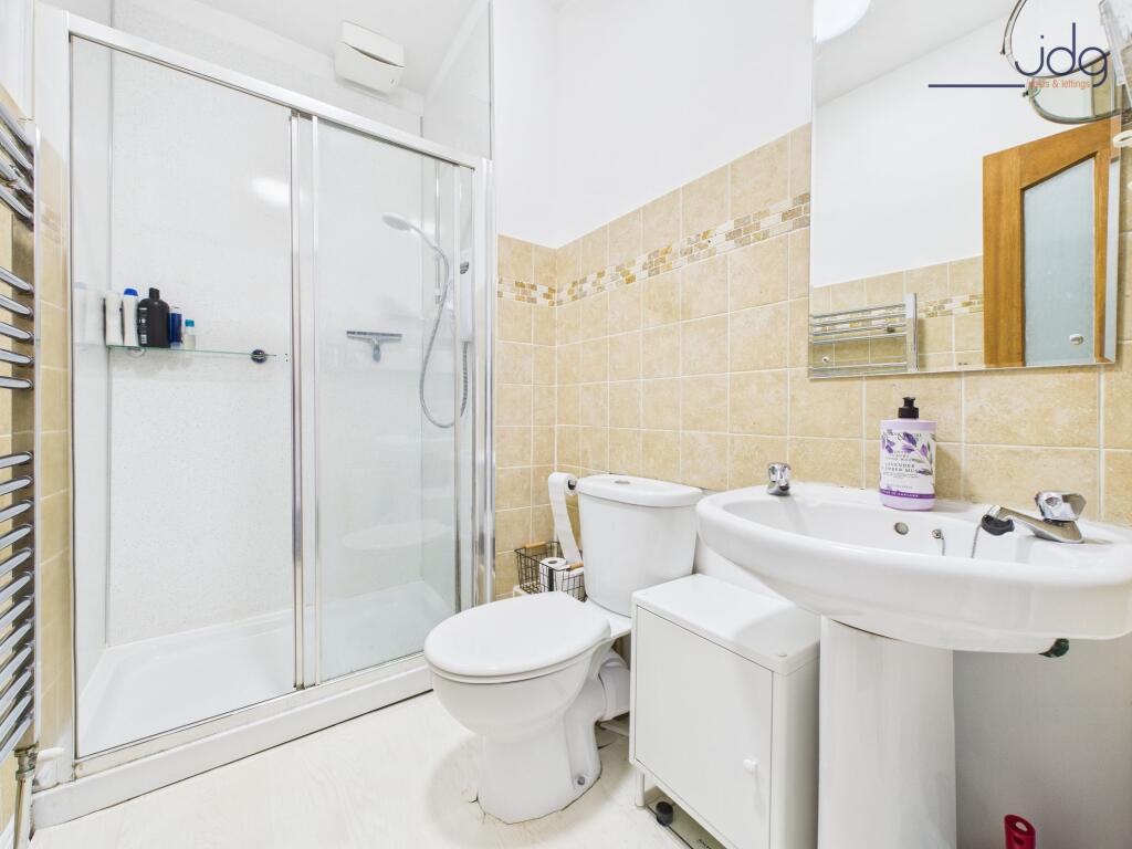 The shower room with large double shower