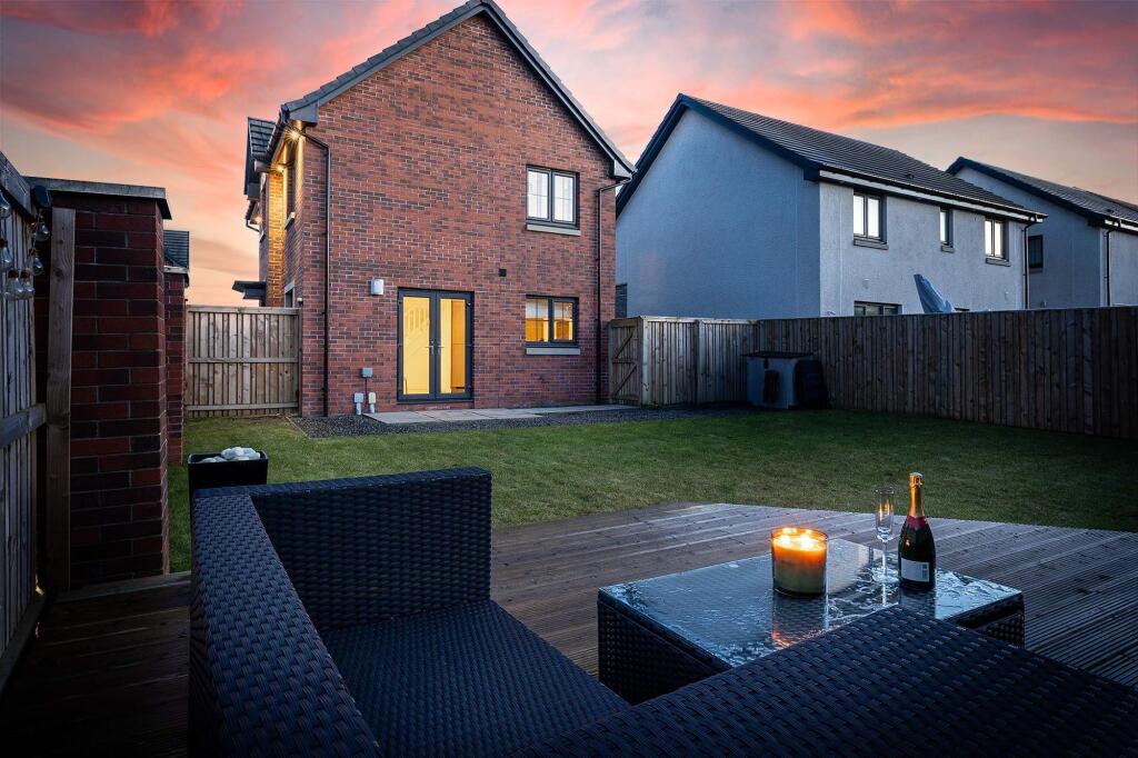 Twilight Rear View/ Garden