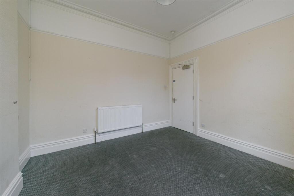 10, Cranbrook Road Bristol, BS6 7BN | Hollis Morga