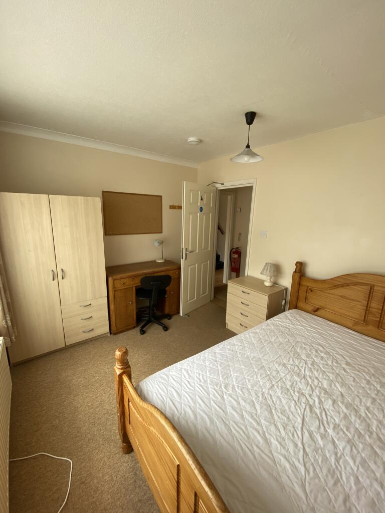 5f550b59d1167670112177.jpg