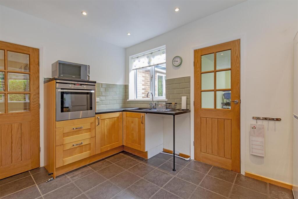 Kitchen-2.jpg