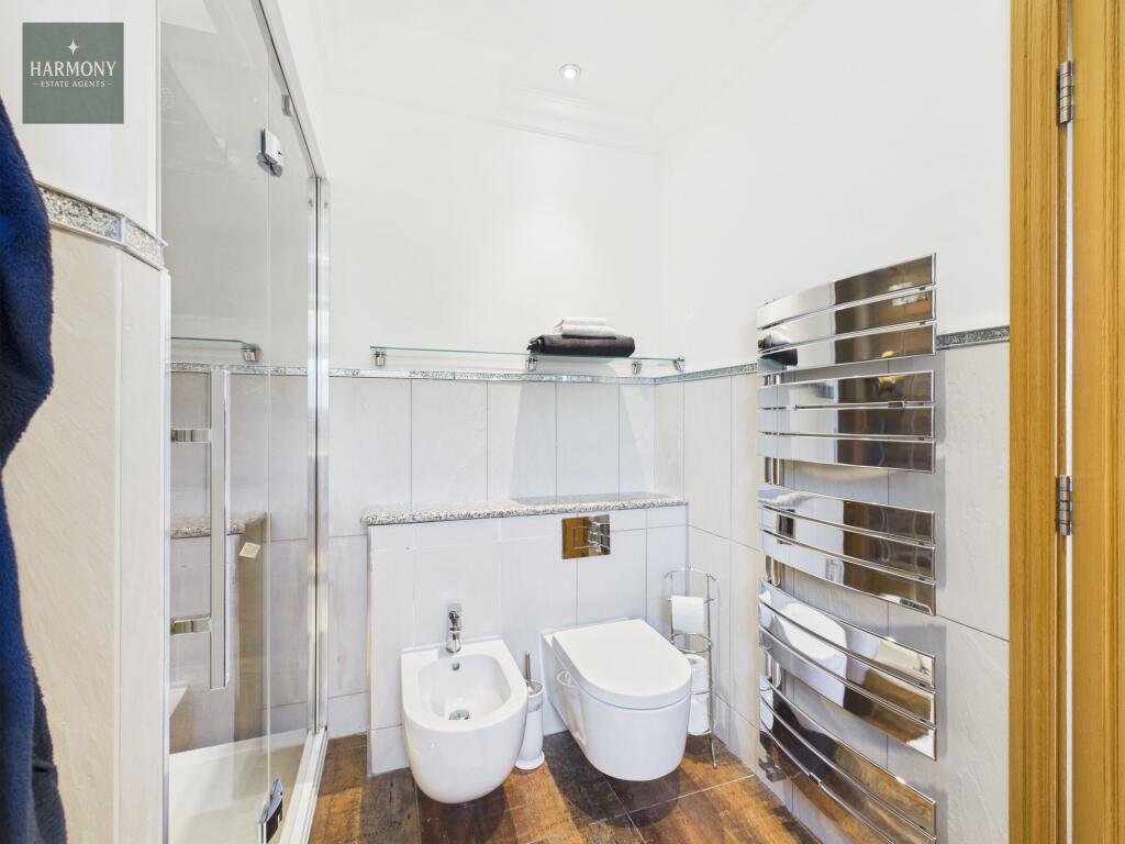 Ensuite