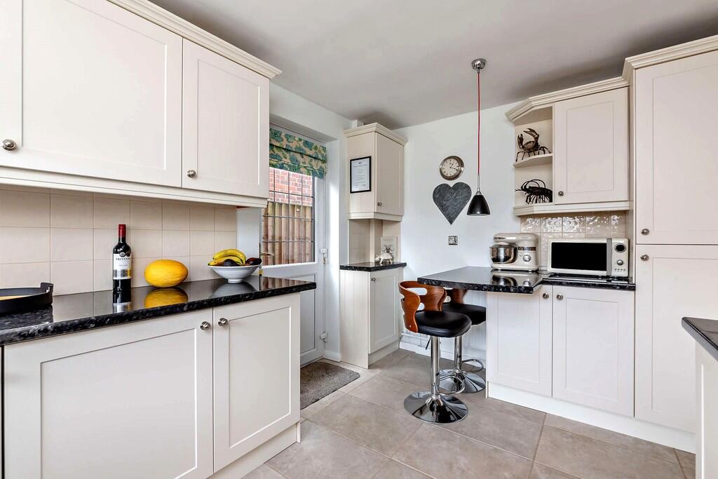8639764-interior0...