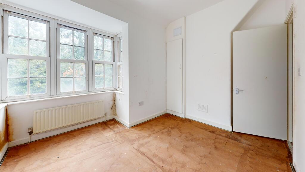 65 Henchman Street, Acton, London, W12 0BW