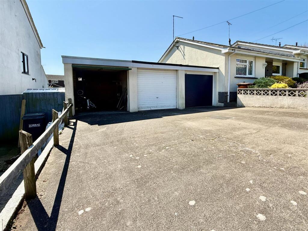 Garage &amp; Parking.jpg