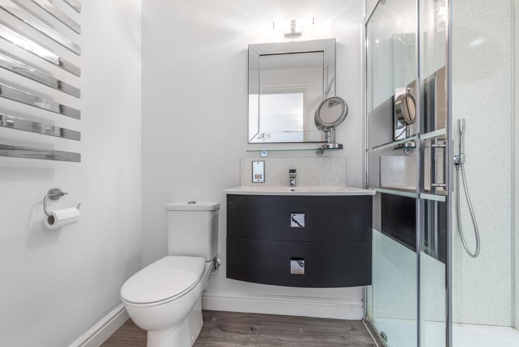 Bedroom One En-Suite