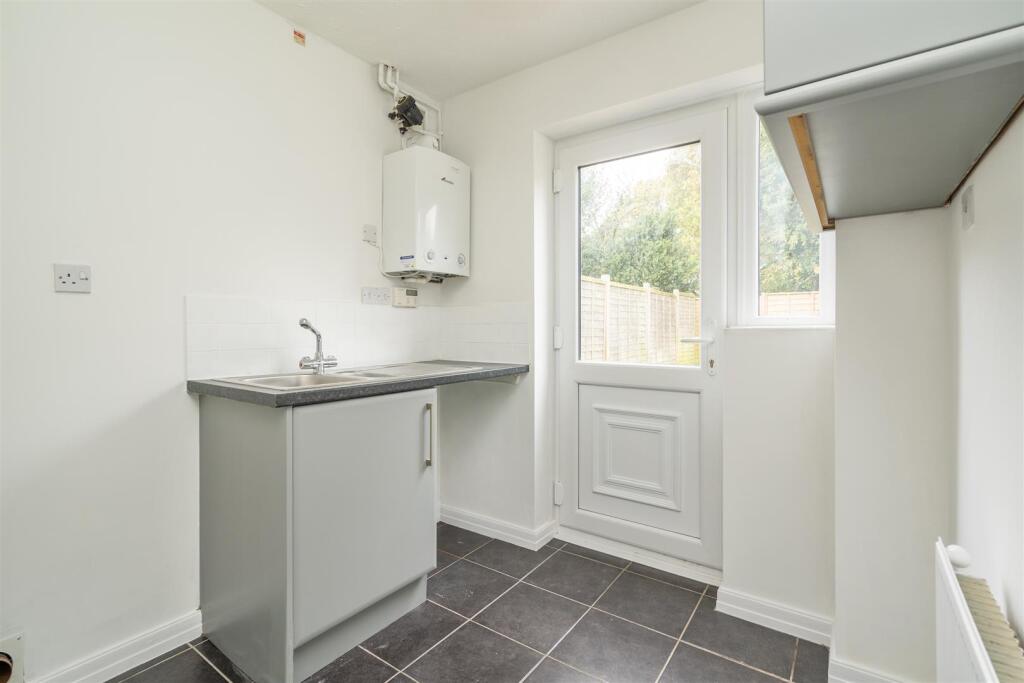 2, Glendon Way Dorridge, Solihull, B93 8SY_LO_16.j