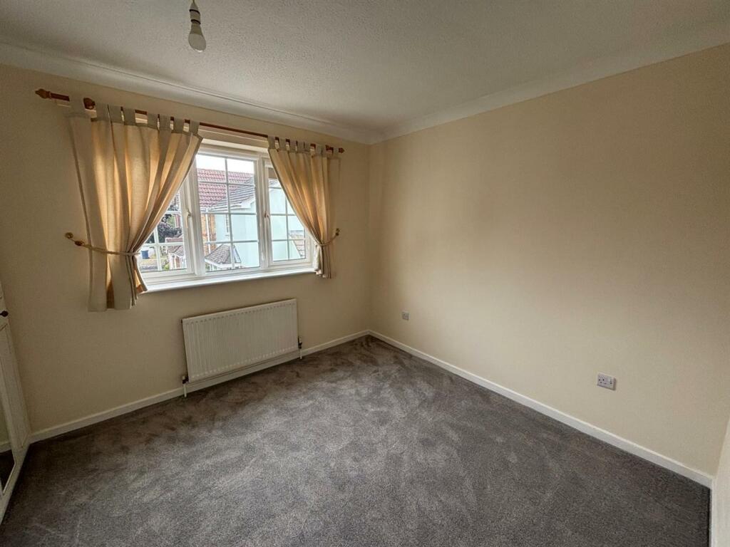 Lounge 3.jpg