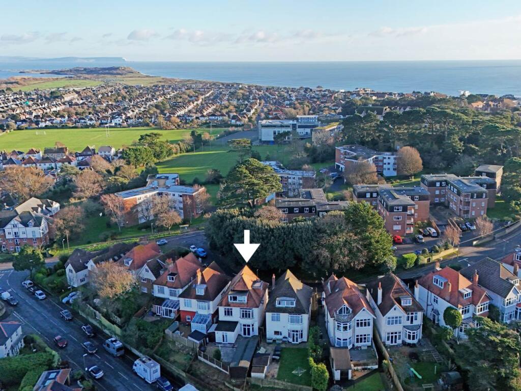33b Belle Vue aerial