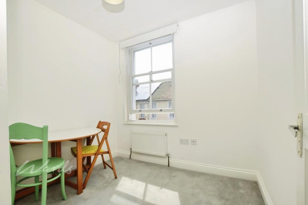 Clifton 27 bed 2 use