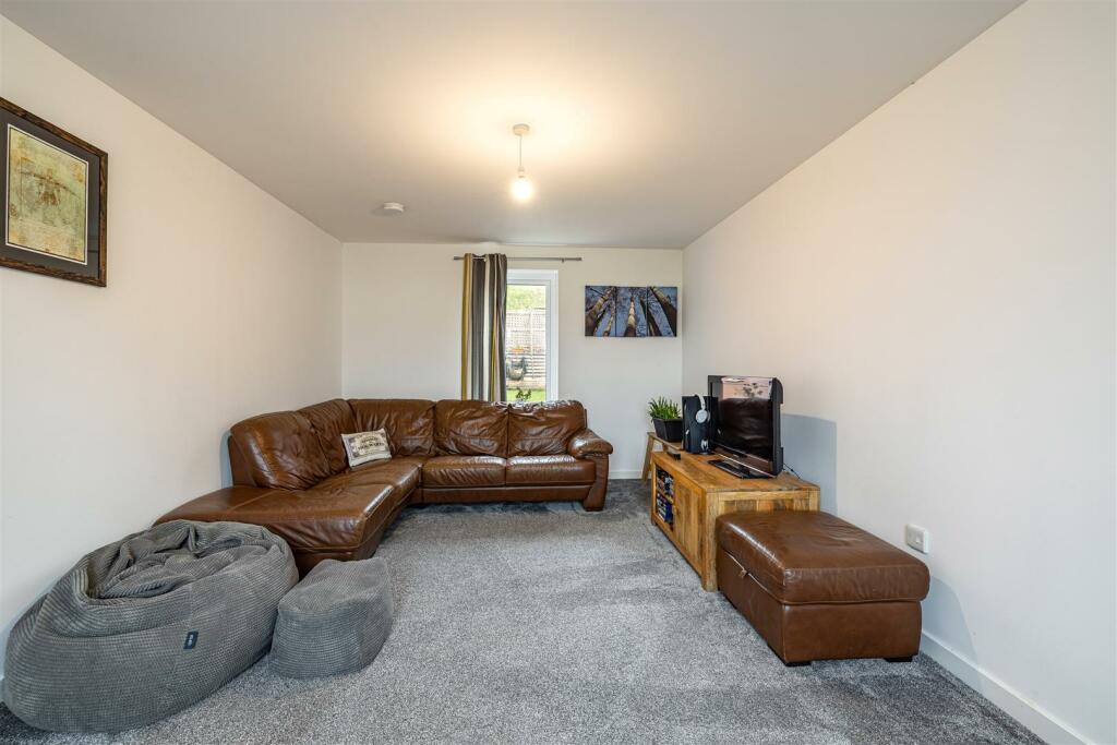 58 Knoll Park Drive Galashiels 06.JPG