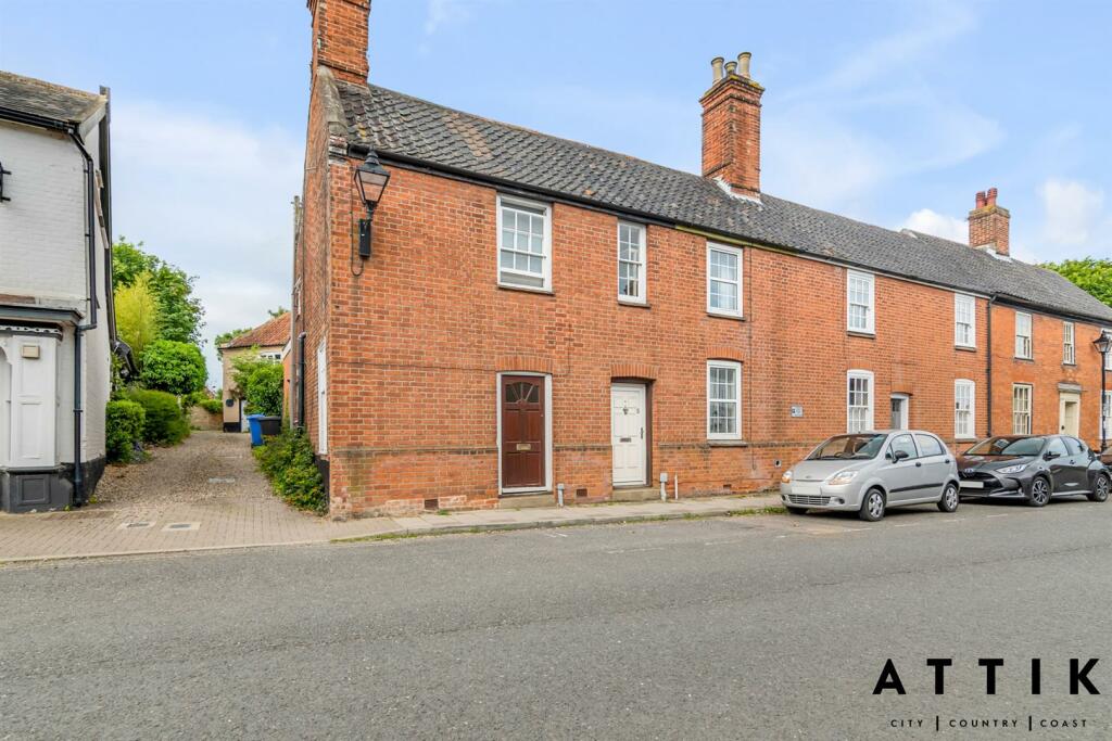 92 London Road, Halesworth, IP19 8LS (15).jpg