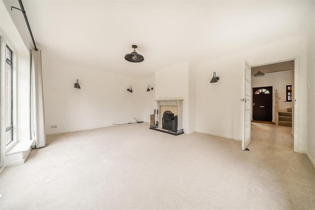 sitting room.jpg